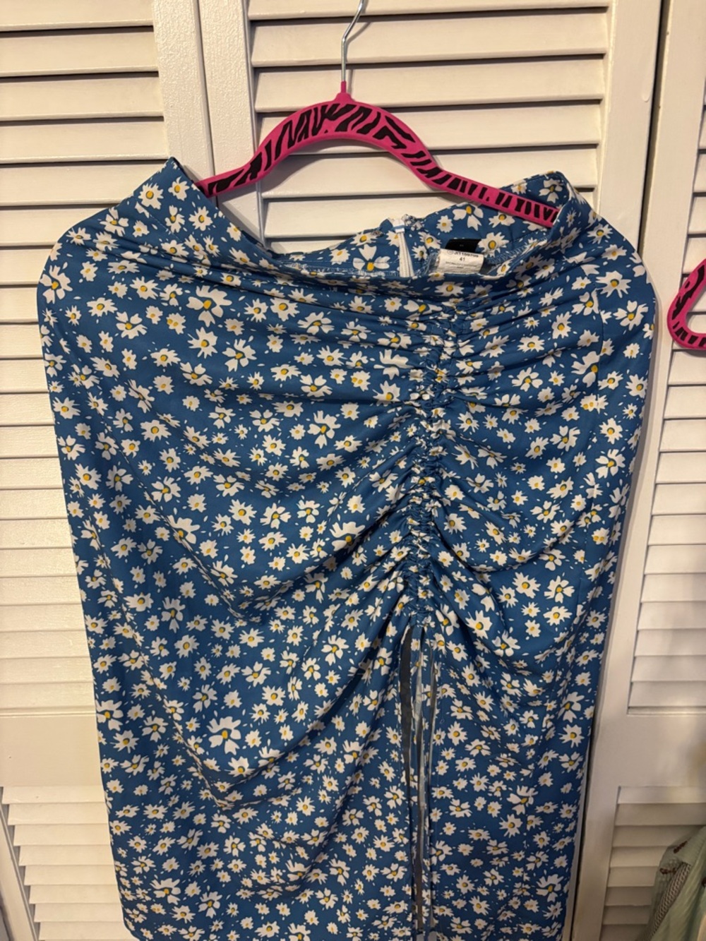 SHEIN Blue Daisy Print Slip Skirt with Yellow Centers